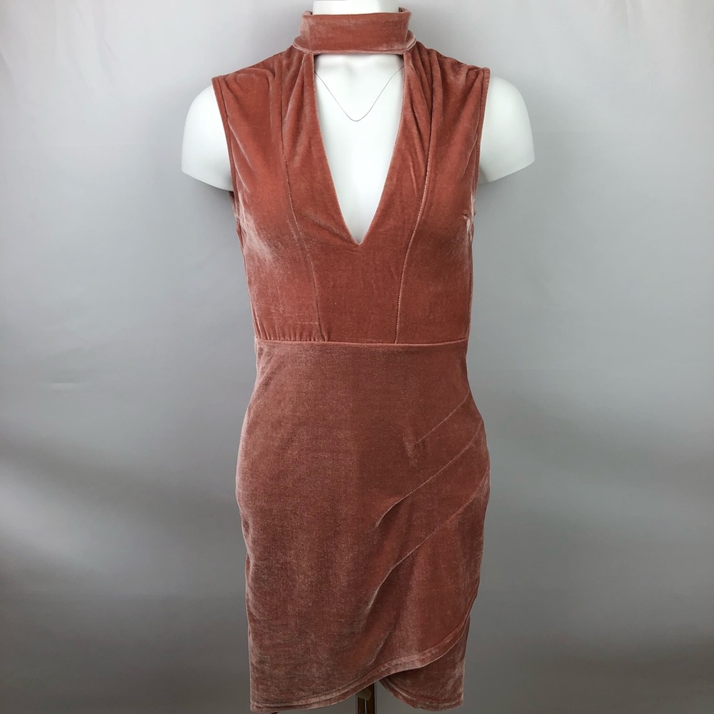 [Privy] Women’s Choker Neck Velvet Dress Sz Med